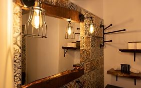 Onar Luxuries